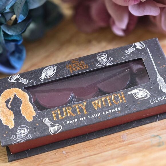 NIB! Hocus Pocus Falsies - Picture 5 of 10